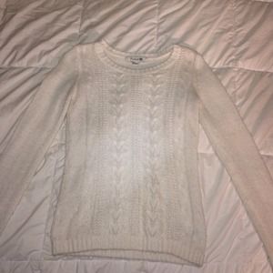 Small, forever 21 off white sweater