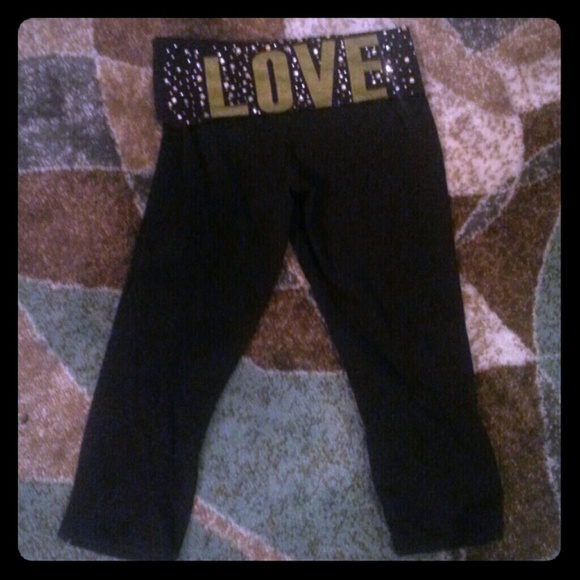 Capri yoga pants