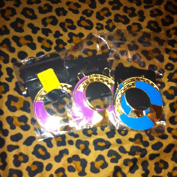 Cute earings