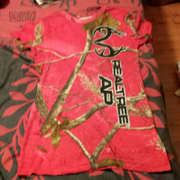 Realtree red shirt brand new