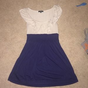 Super cute dress!