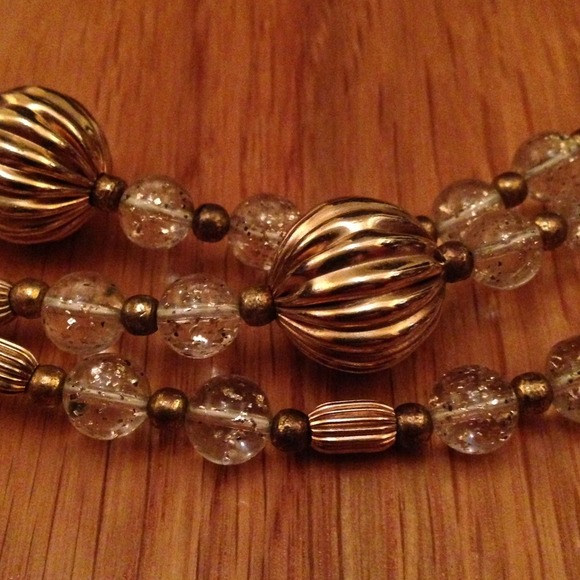 Long strand necklace with gold and clear beads - Picture 1 of 2