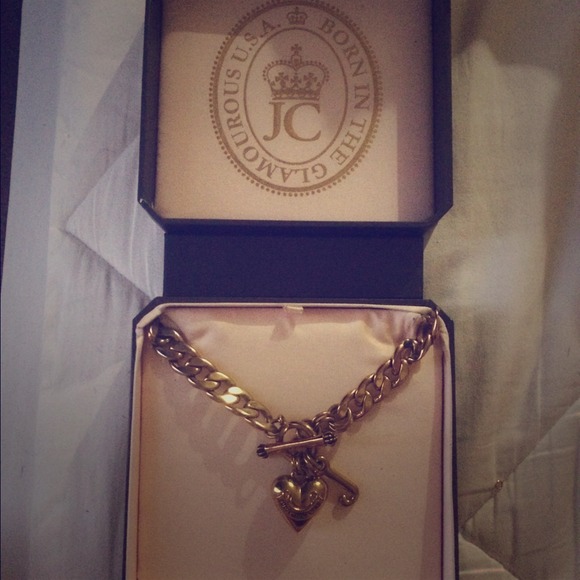 💥 SOLD ON VINTED Juicy couture necklace