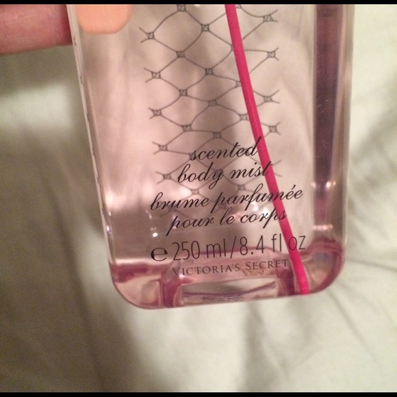 ✖️sold✖️Victoria's Secret perfume! 💕 - Picture 2 of 2