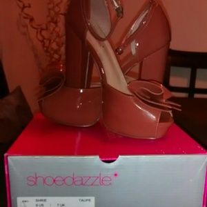 ShoeDazzle Taupe(Caramel) Colored Heels