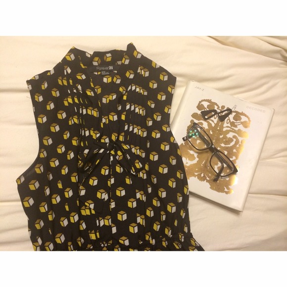 Mod Dress - Picture 3 of 3