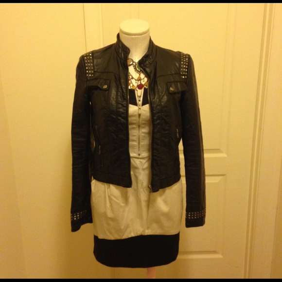 SOLD - Picture 2 of 3