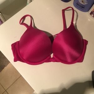 Maidenform VS Super Push-up Bra
