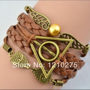Real leather wrap charm bracelet "Harry Potter"