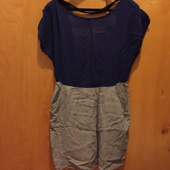 NWOT two tone dress size small