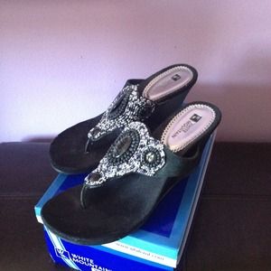 White Mountain Sandals Brand New!!!!!