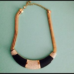 Charlotte Russe necklace