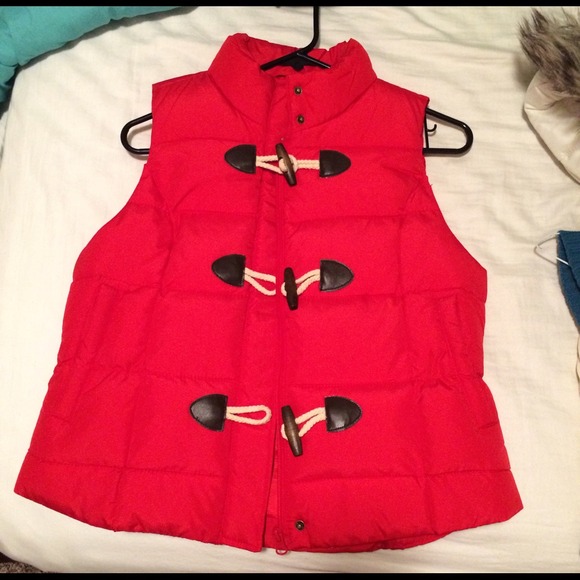 Red vest!