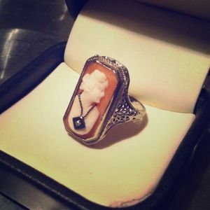 Antique Vintage Ring with Diamond