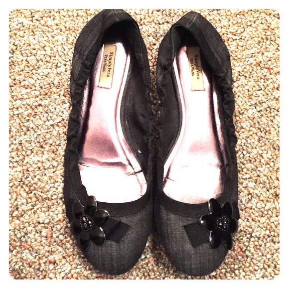 Simply Vera Flats
