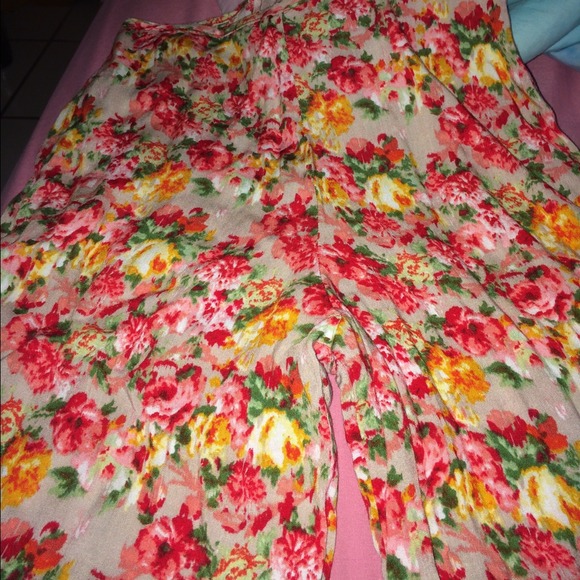 Urban Outfitters Floral High Waisted Pants🎀 - Picture 4 of 4