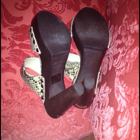 Jimmy Choo Snakeskin chunky heels - Picture 4 of 4