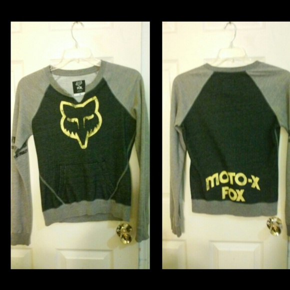 Fox sweater