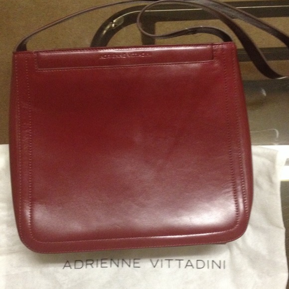 Adrienne Vittadini burgundy purse