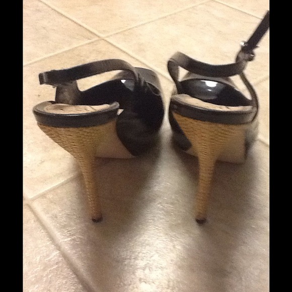 Authentic Gucci platform shoes - Picture 3 of 4