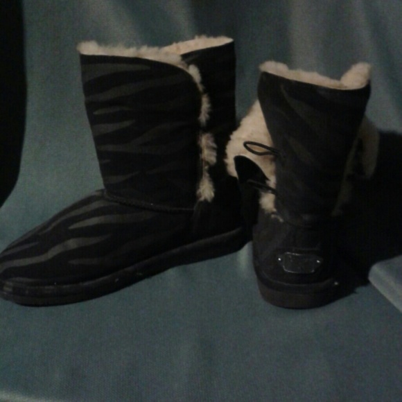 suede/ sheepskin wool bearpaw boots