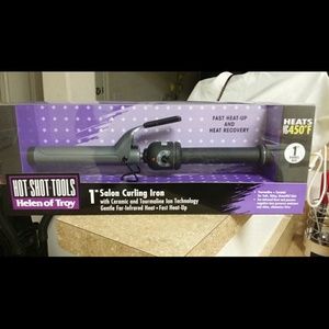 1" Ceramic Curling iron reduced shipping for an hr