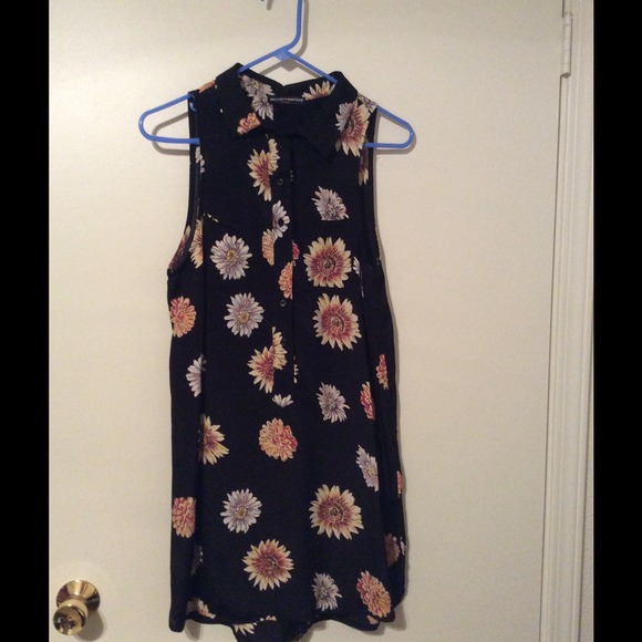 ❄️Rare! Brandy Melville sunflower dress