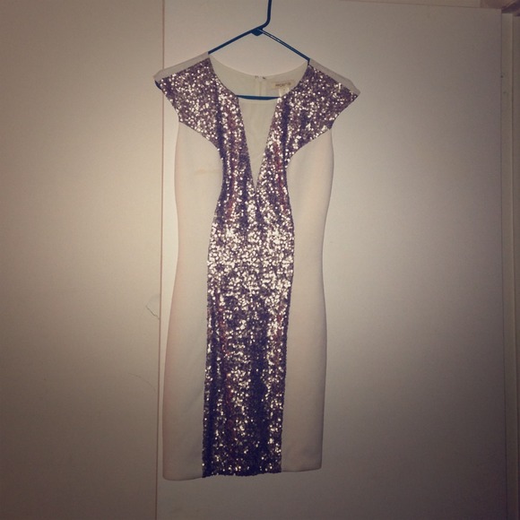 Arden B white dress ❤️