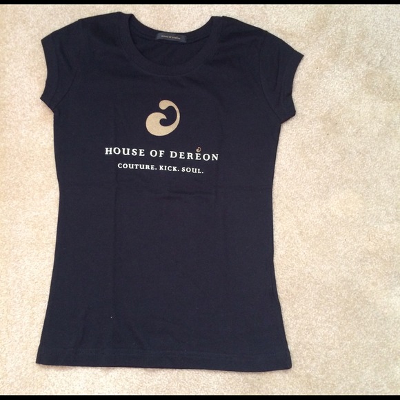 Tee shirt