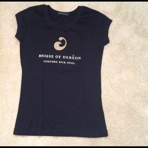 Tee shirt
