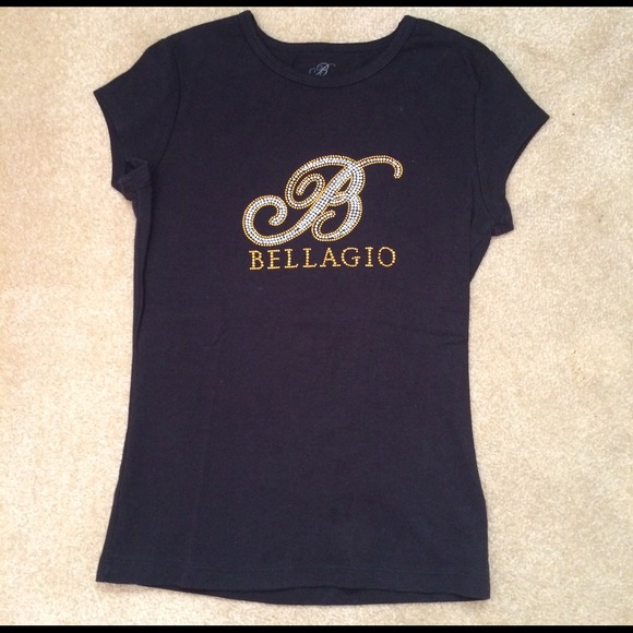Tee shirt