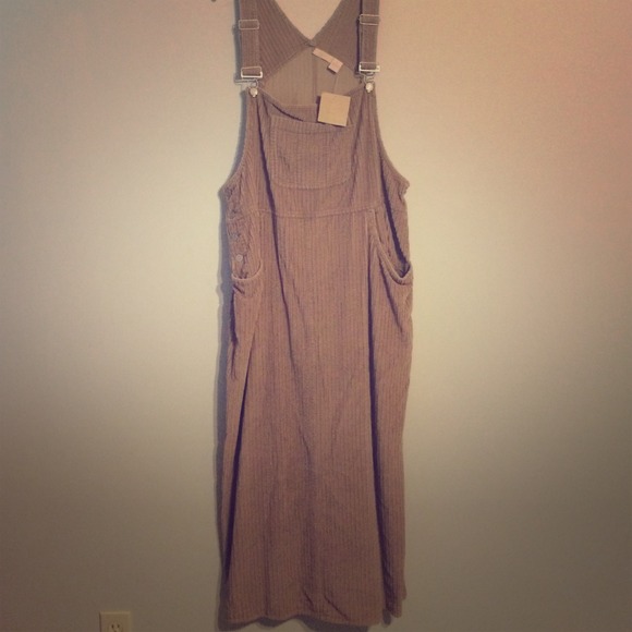Moms estate; beautiful denim dress