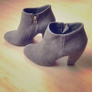 Steve Madden brand new