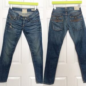 Skinny skinny rocker jeans.