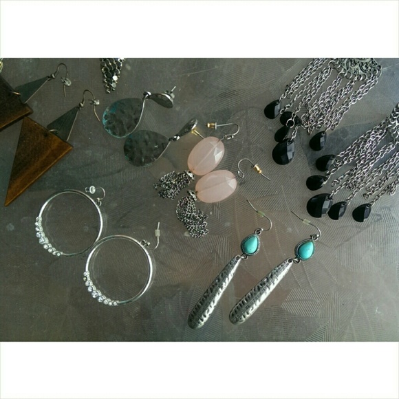 12pc lot of earrings: ASOS, F21, costume jewelry