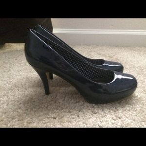 Navy blue patent leather heels