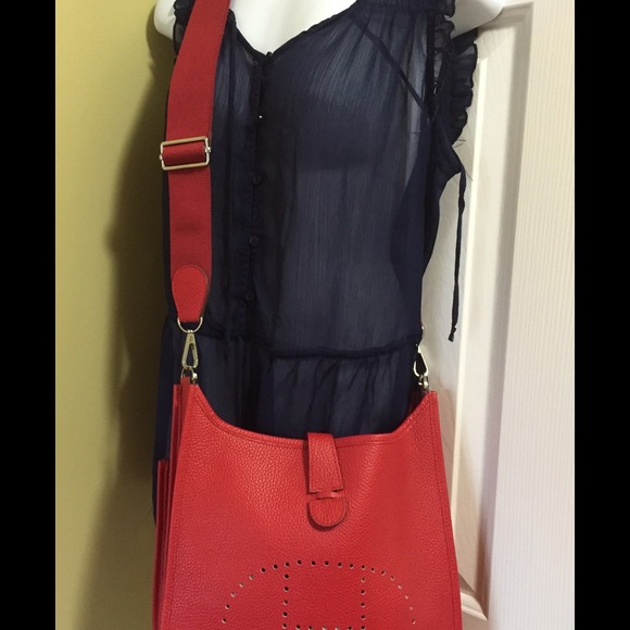 Navy blue top