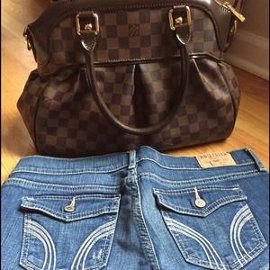 Hollister short
