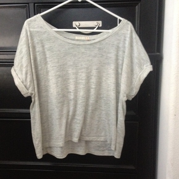 Gray top