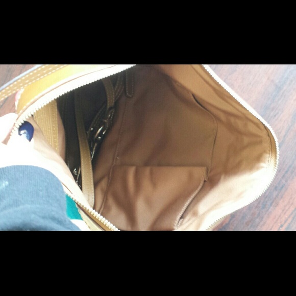 Adorable coac h purse - Picture 2 of 2