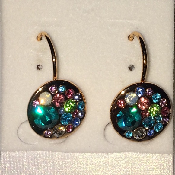 Dazzling 18k Gold Plated Earrings w/ Blue Crystals - Picture 2 of 4
