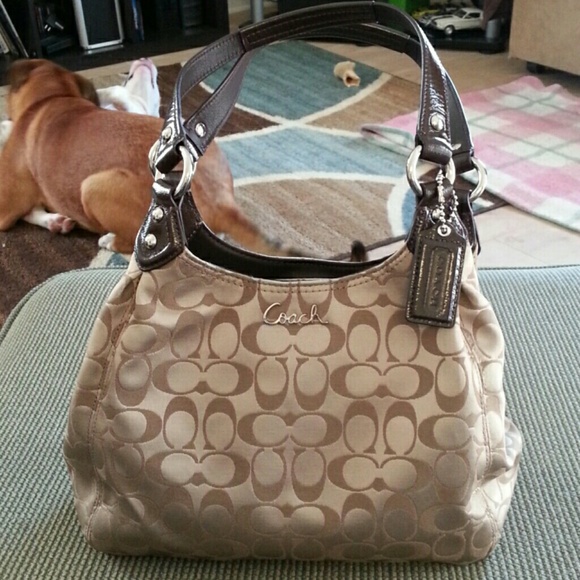 Handbag - Picture 1 of 2