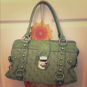 ♥️Guess handbag♥️