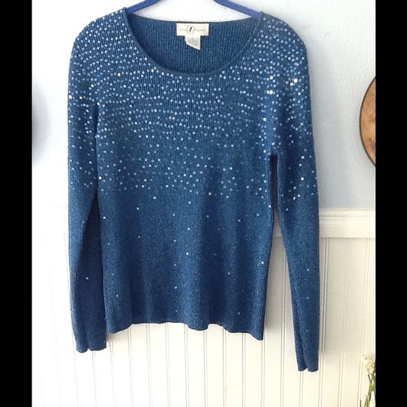 🎉REDUCED 🎉 DEEP OCEAN BLUE SEQUINED  TOP