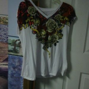 Bobbie Brooks t-shirt