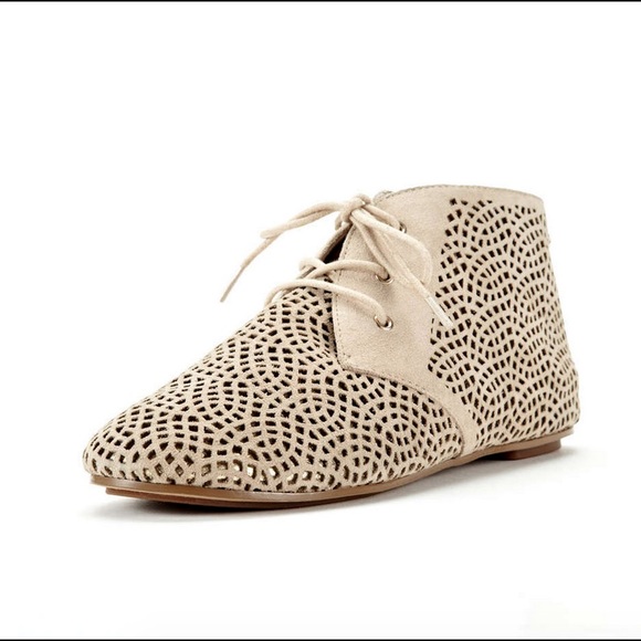 House of Harlow Booties