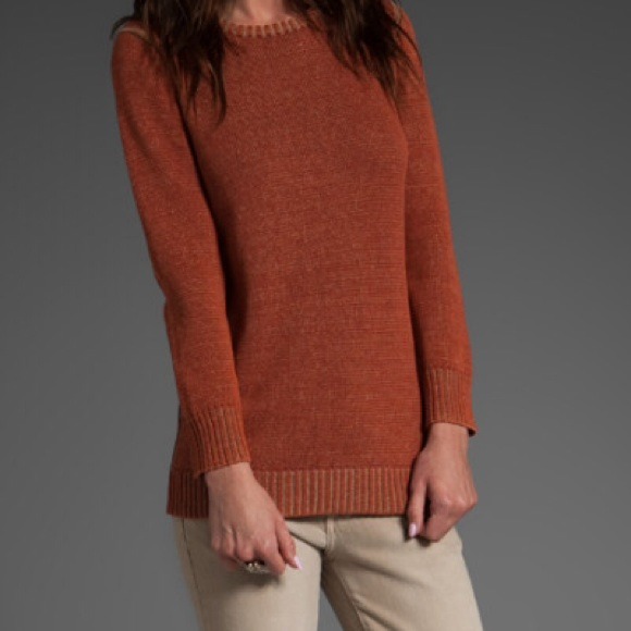 TEXTILE Elizabeth and James Sweaters - Elizabeth and James Classic Crew Sweater