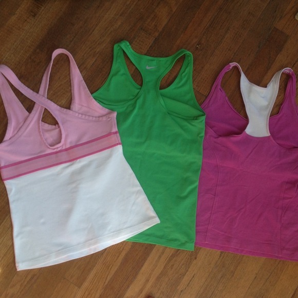 Nike slim fit top bundle Sz S - Picture 3 of 3