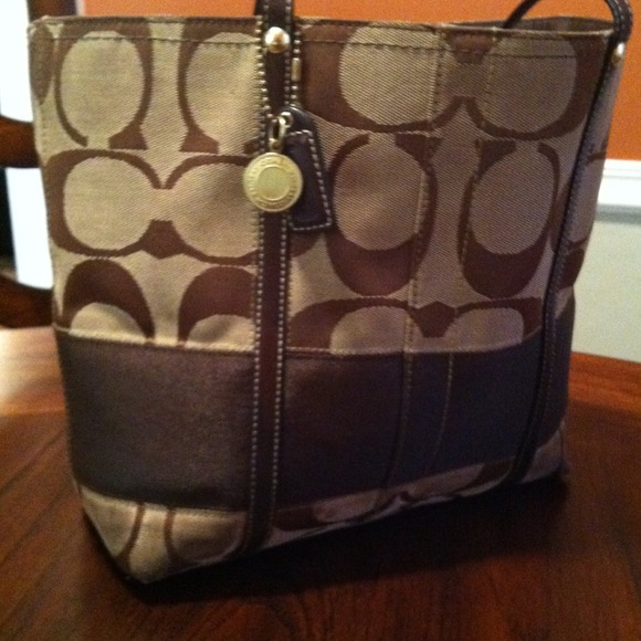 Coach Stripe Brown Legacy tote