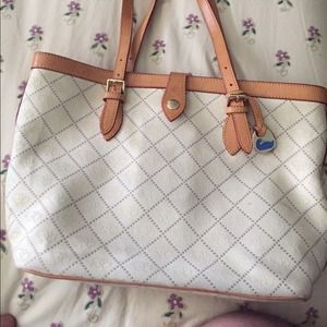 Dooney & Bourke white classic bag used